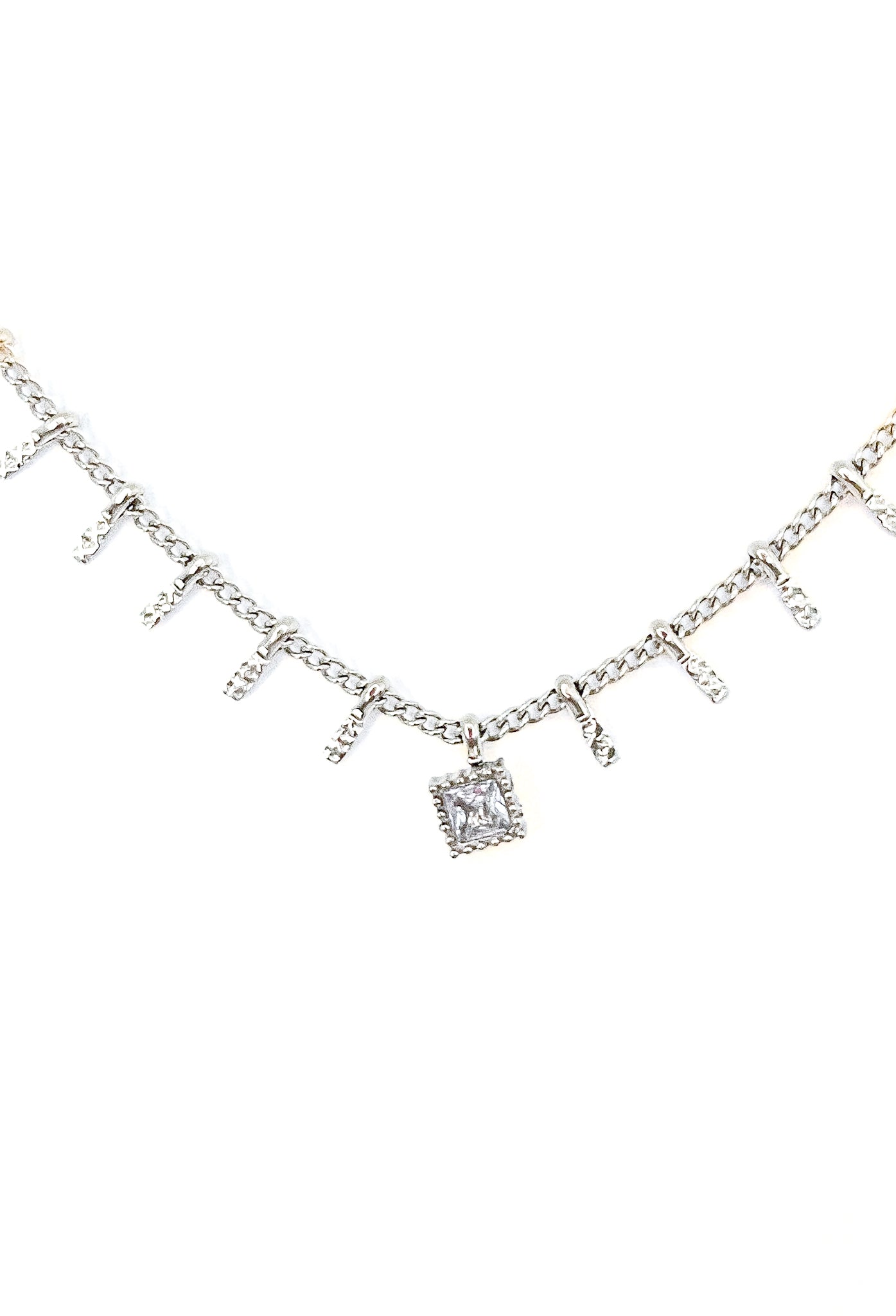 Collier Johanne