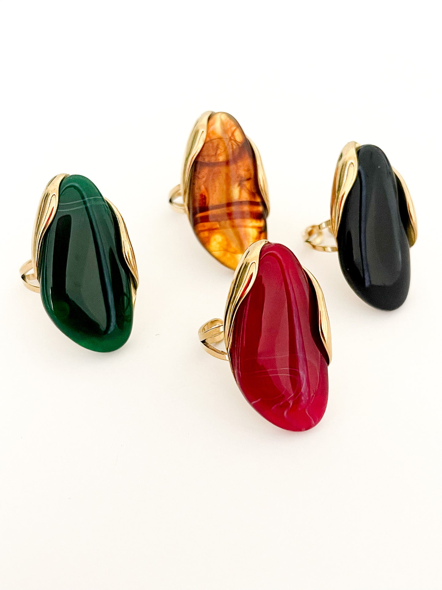 Bague Indira - Élegance sculpturale et couleur de caractère
