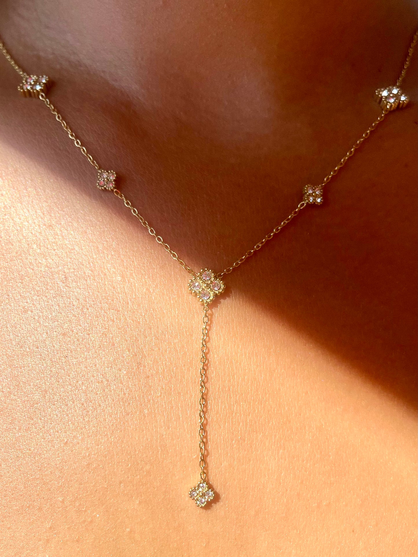 Collier Vanee
