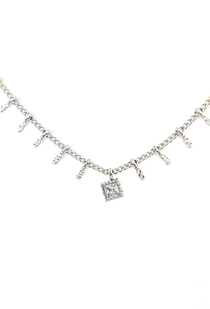 Collier Johanne