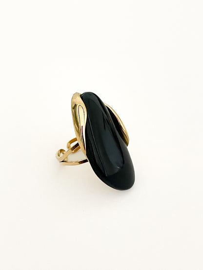 Bague Indira - Élegance sculpturale et couleur de caractère