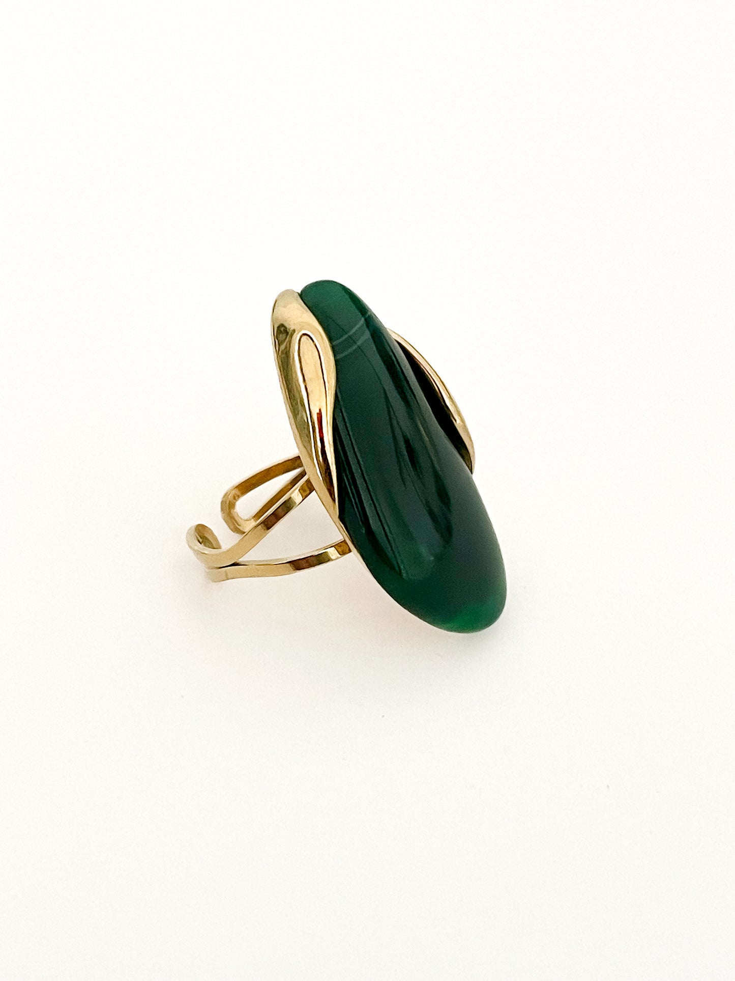 Bague Indira - Élegance sculpturale et couleur de caractère